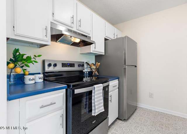 Property at 3270 Ricky Dr #1904, Jacksonville, FL 32223, 2 beds, 2 baths