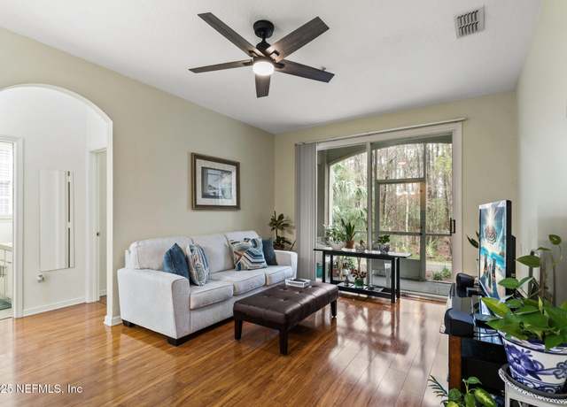 Property at 10550 Baymeadows Rd #818, Jacksonville, FL 32256, 3 beds, 2 baths