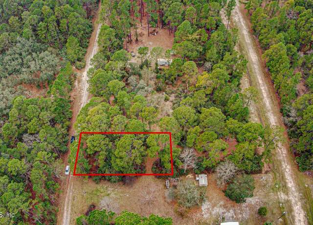 Property at 122 Gardenia Ave, Georgetown, FL 32139