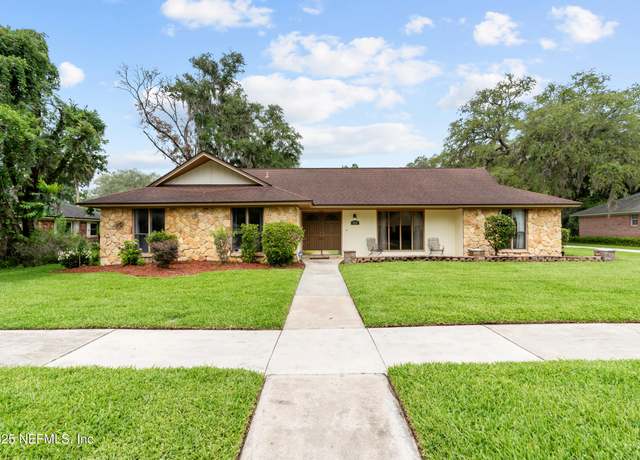Property at 4420 Fern Creek Dr, Jacksonville, FL 32277, 4 beds, 2.5 baths