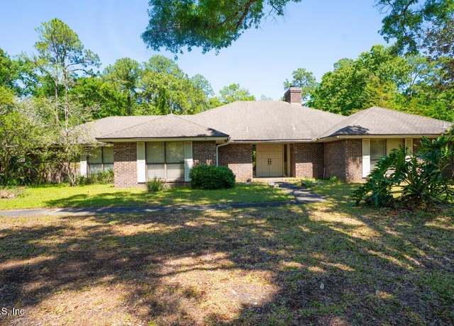 Property at 7749 Hunters Grove Rd, Jacksonville, FL 32256, 3 beds, 2.5 baths