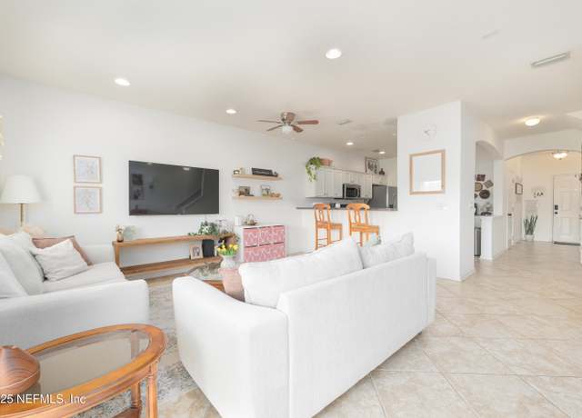 Property at 1524 Biscayne Bay Dr, Jacksonville, FL 32218, 3 beds, 2.5 baths