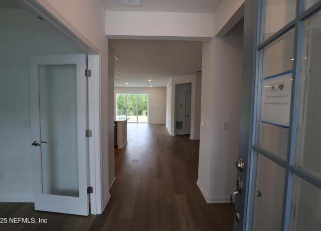 Property at 3519 Americana Dr, Green Cove Springs, FL 32043, 5 beds, 3.5 baths