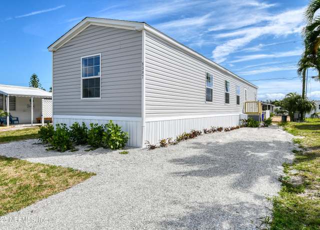 Property at 1732 McQuade St, Jacksonville, FL 32209, 3 beds, 2 baths
