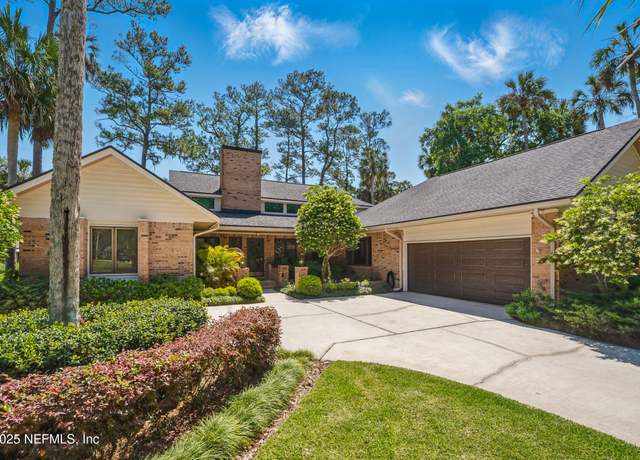Property at 733 Palmera Dr E, Ponte Vedra Beach, FL 32082, 4 beds, 3.5 baths