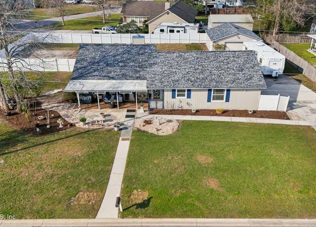 Property at 3026 Apalachicola Blvd, Middleburg, FL 32068, 3 beds, 2 baths