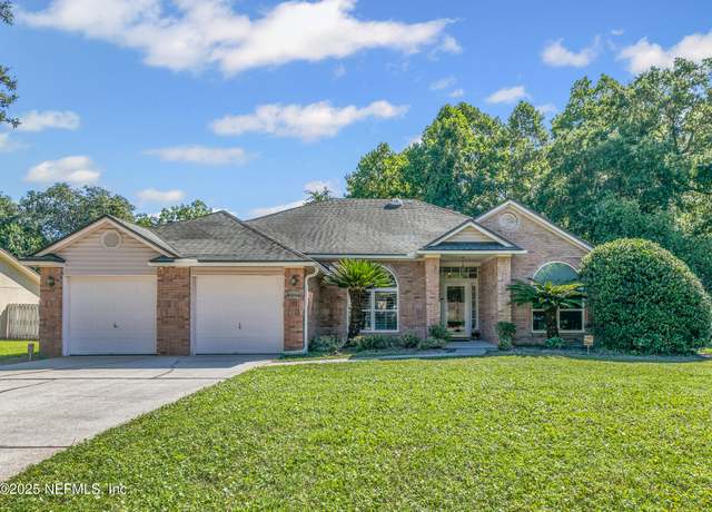 Property at 12241 Marbon Estates Ln E, Jacksonville, FL 32223, 3 beds, 2 baths