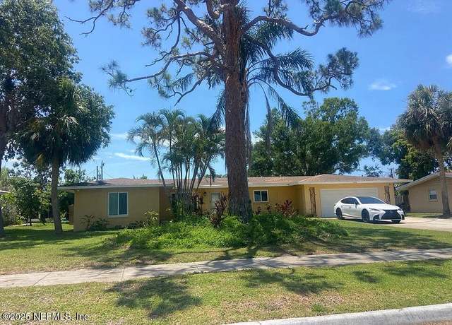 Property at 336 Somerset Ave, Sarasota, FL 34243, 4 beds, 2 baths