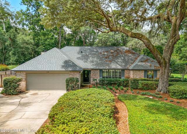 Property at 12186 Dividing Oaks Trl W, Jacksonville, FL 32223, 4 beds, 2.5 baths