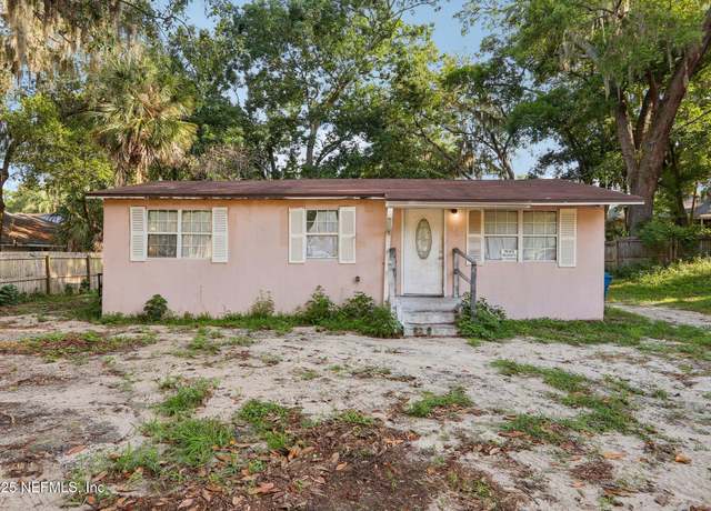 Property at 11035 Ft Caroline Rd, Jacksonville, FL 32225, 5 beds, 2 baths