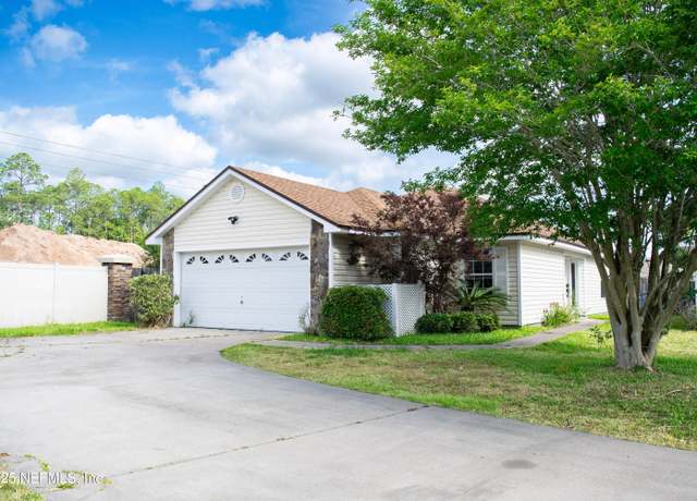 Property at 96003 Aqua Vista Ct, Yulee, FL 32097, 3 beds, 2 baths