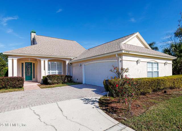 Property at 3728 Constancia Dr, Green Cove Springs, FL 32043, 3 beds, 2 baths