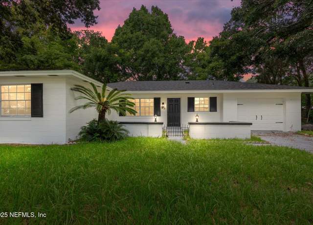 Property at 949 Salzedo Ave, St. Augustine, FL 32086, 3 beds, 2 baths