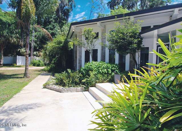 Property at 118 Herja Acre Ln, Palatka, FL 32177, 5 beds, 3 baths