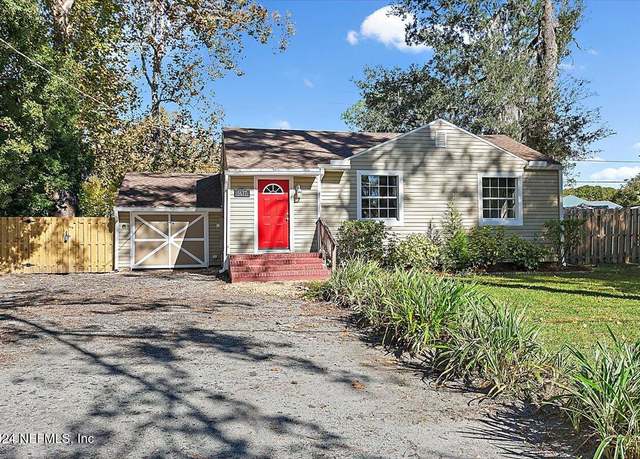 Property at 5637 Bishop Ln, Jacksonville, FL 32207, 3 beds, 1 bath