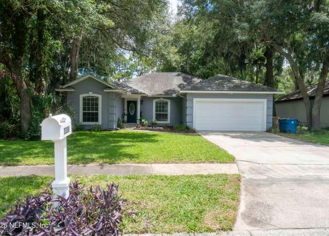Property at 11358 Trotting Horse Ln S, Jacksonville, FL 32225, 3 beds, 2 baths