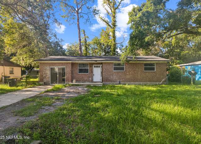 Property at 7074 Luke St, Jacksonville, FL 32210, 4 beds, 1.5 baths