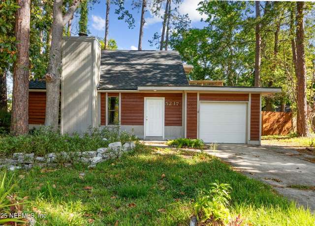 Property at 5217 110th St, Jacksonville, FL 32244, 3 beds, 2 baths