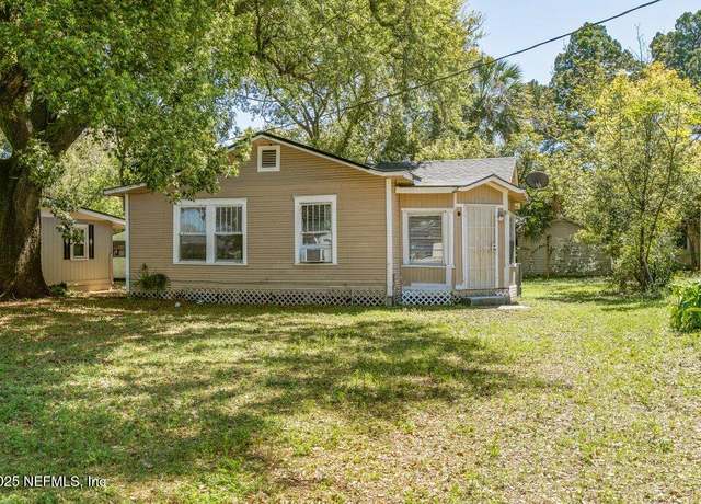 Property at 744 Fernway St, Jacksonville, FL 32208, 2 beds, 1 bath