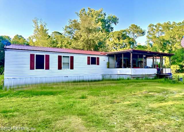 Property at 4710 Flagler Estates Blvd, Hastings, FL 32145, 3 beds, 2 baths