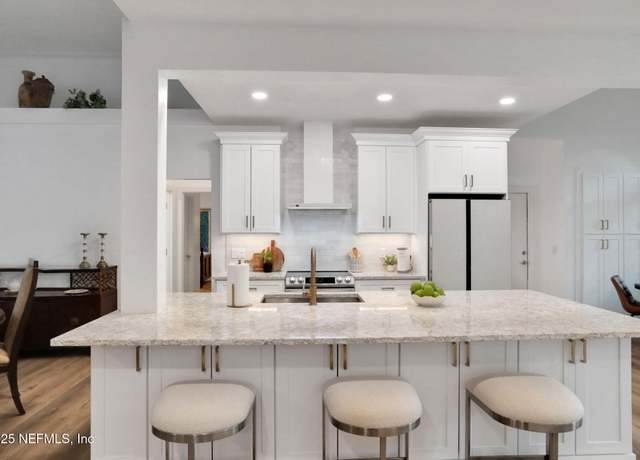 Property at 100 Surrey Ln, Ponte Vedra Beach, FL 32082, 2 beds, 2 baths