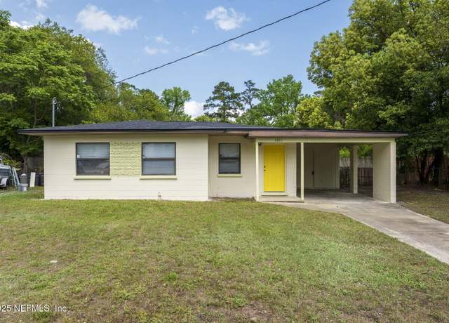 Property at 5813 Oaklane Dr, Jacksonville, FL 32244, 3 beds, 1 bath