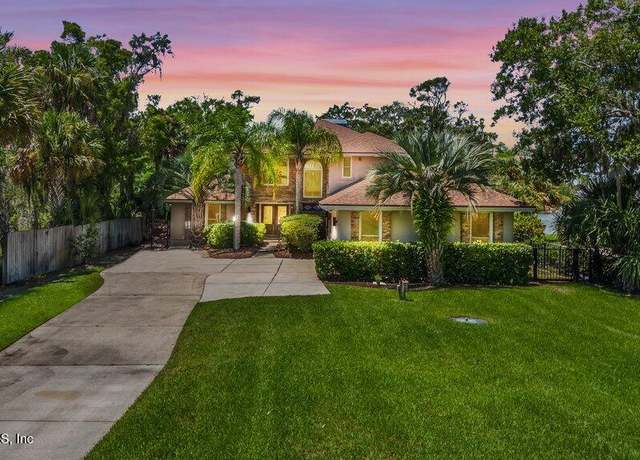 Property at 329 Roscoe Blvd N, Palm Valley, FL 32082, 4 beds, 3.5 baths