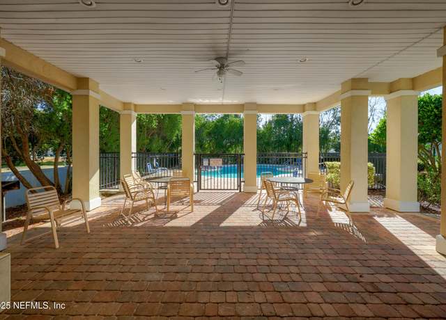 Property at 724 Liberty Cir, Macclenny, FL 32063, 5 beds, 3 baths