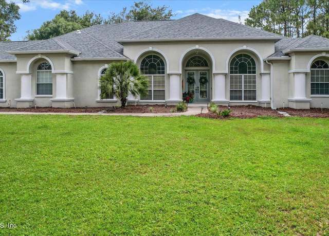 Property at 2900 W Lantatna Dr, Beverly Hills, FL 34465, 3 beds, 3 baths