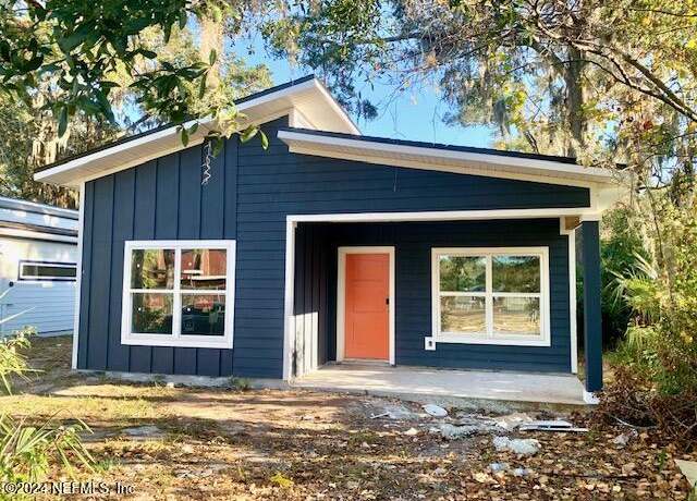 Property at 944 Alderside St, Jacksonville, FL 32208, 3 beds, 2 baths