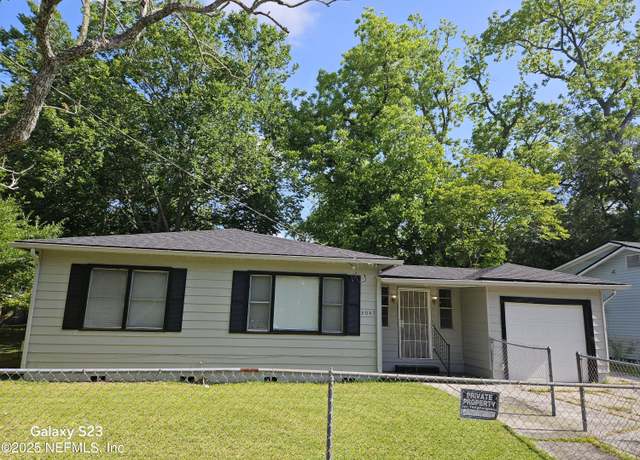 Property at 3047 Imperial St, Jacksonville, FL 32254, 3 beds, 1 bath