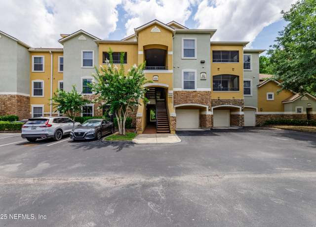 Property at 8539 Gate Pkwy W #1415, Jacksonville, FL 32216, 2 beds, 2 baths