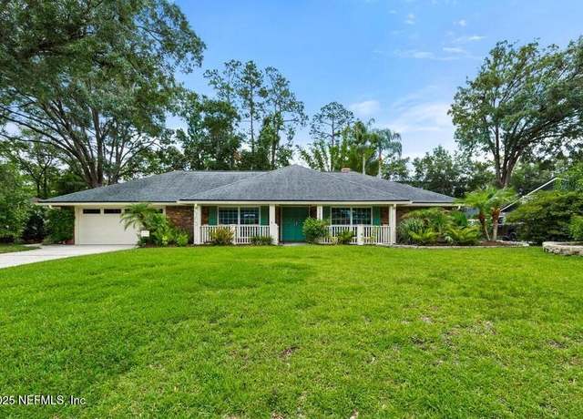 Property at 11553 Sedgemoore Dr E, Jacksonville, FL 32223, 4 beds, 3 baths