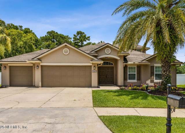 Property at 4929 Creek Bluff Ln, Middleburg, FL 32068, 4 beds, 3.5 baths