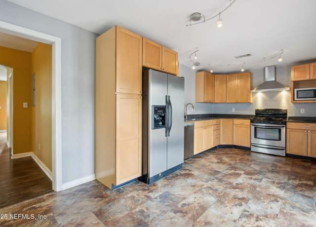 Property at 4649 Cambridge Rd, Jacksonville, FL 32210, 2 beds, 1 bath