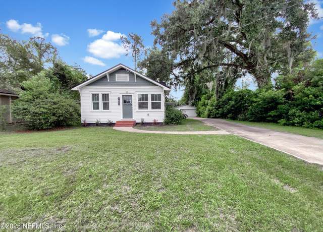 Property at 3686 Smithfield St, Jacksonville, FL 32217, 3 beds, 2 baths
