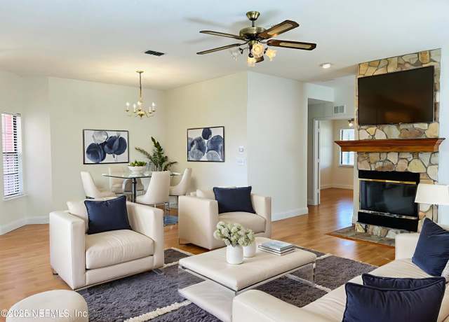 Property at 1589 Cove Landing Dr, Jacksonville, FL 32233, 4 beds, 2 baths