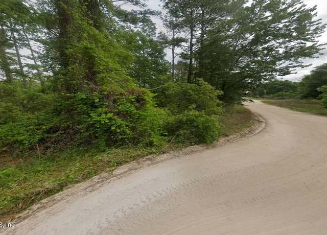 Property at 161 Possum Walk Rd, Satsuma, FL 32189