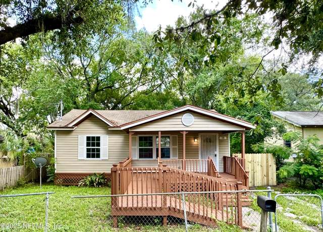 Property at 156 Willow Branch Ave, Jacksonville, FL 32254, 4 beds, 2 baths