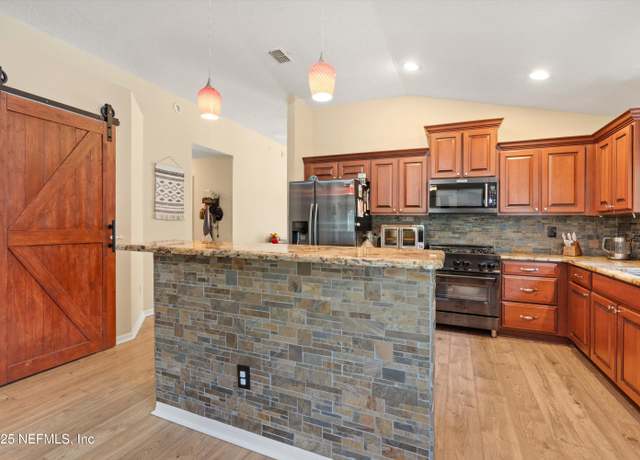 Property at 1665 Austin Ln, St. Augustine, FL 32092, 4 beds, 2 baths