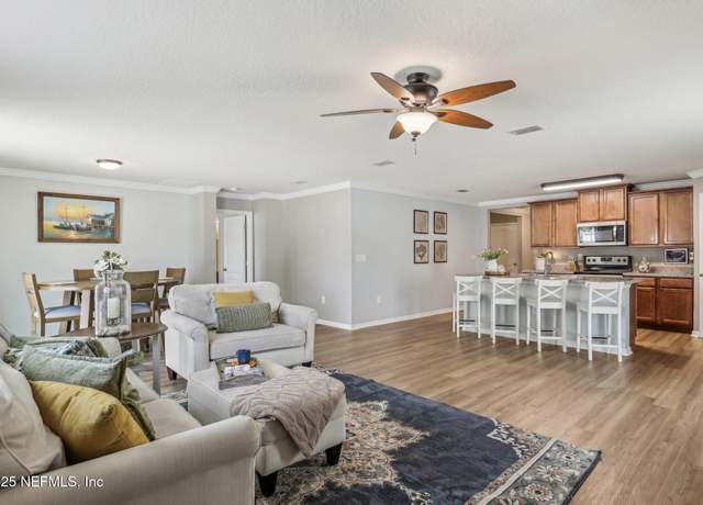 Property at 95117 Timberlake Dr, Fernandina Beach, FL 32034, 4 beds, 2 baths