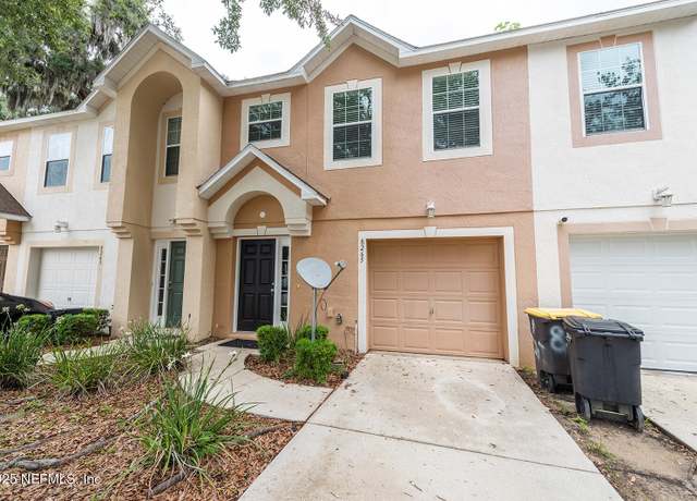 Property at 8265 Halls Hammock Ct, Jacksonville, FL 32244, 3 beds, 2.5 baths