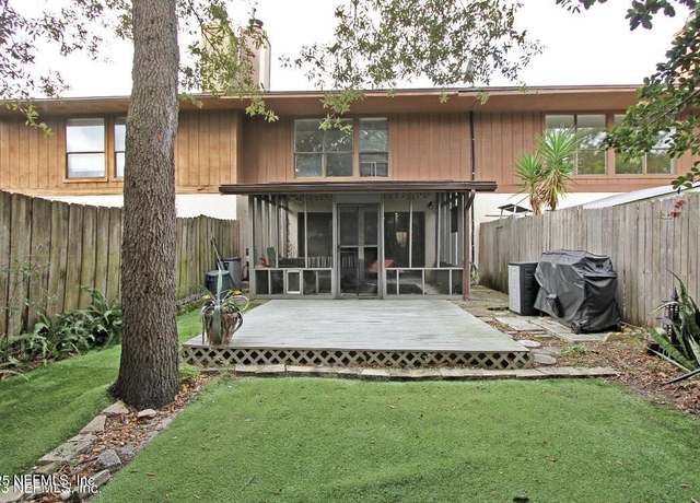 Property at 1113 Lee Rd, Jacksonville, FL 32225, 2 beds, 2.5 baths