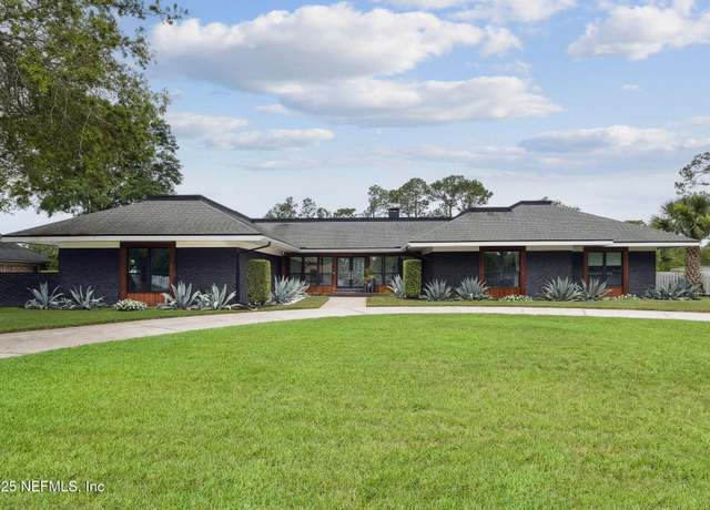 Property at 8040 Pine Lake Rd, Jacksonville, FL 32256, 3 beds, 3 baths