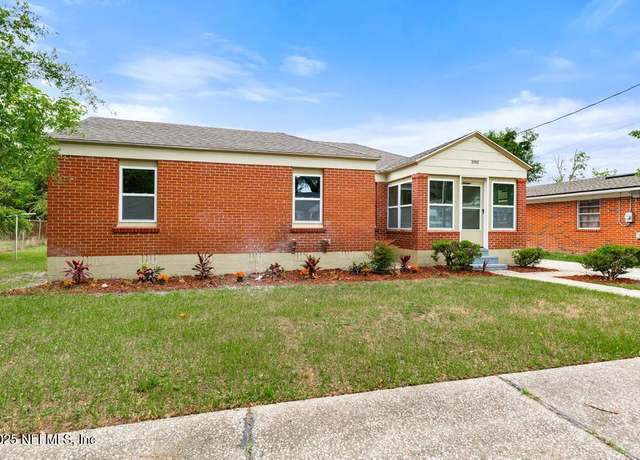 Property at 390 E 48th St, Jacksonville, FL 32208, 3 beds, 2 baths