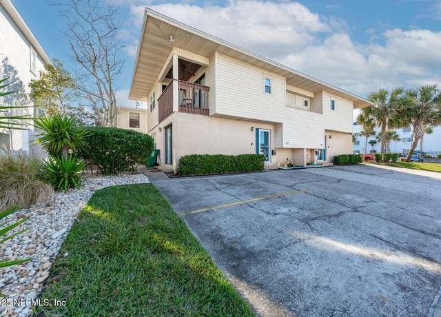 Property at 1711 2nd St N, Jacksonville Beach, FL 32250, 2 beds, 1.5 baths