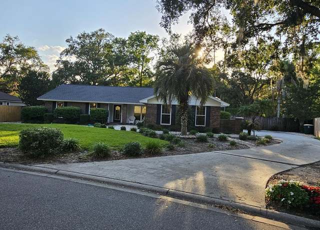 Property at 13150 Rivergate Ln, Jacksonville, FL 32223, 3 beds, 2 baths