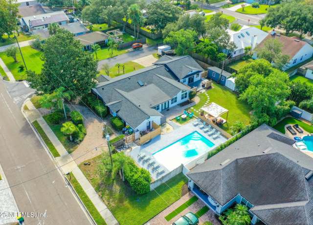 Property at 804 13th Ave N, Jacksonville Beach, FL 32250, 5 beds, 5 baths