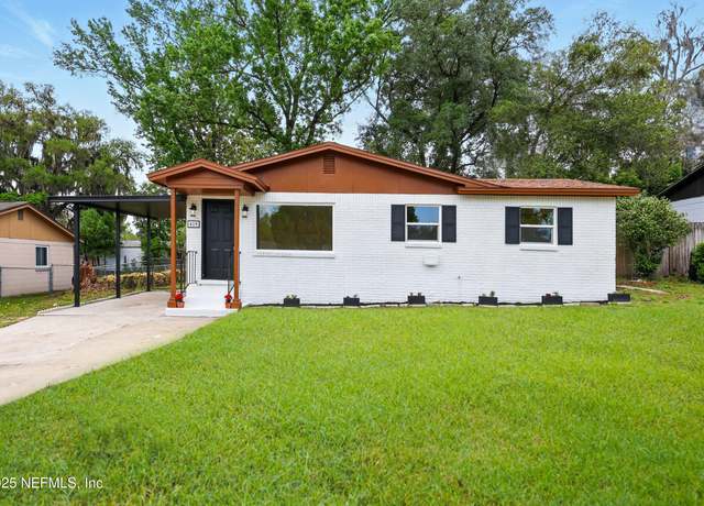 Property at 419 Capricorn Ln, Orange Park, FL 32073, 3 beds, 2 baths