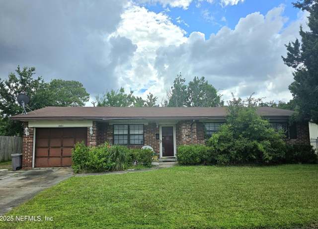 Property at 3042 Skipper Ln, Jacksonville, FL 32216, 3 beds, 2 baths